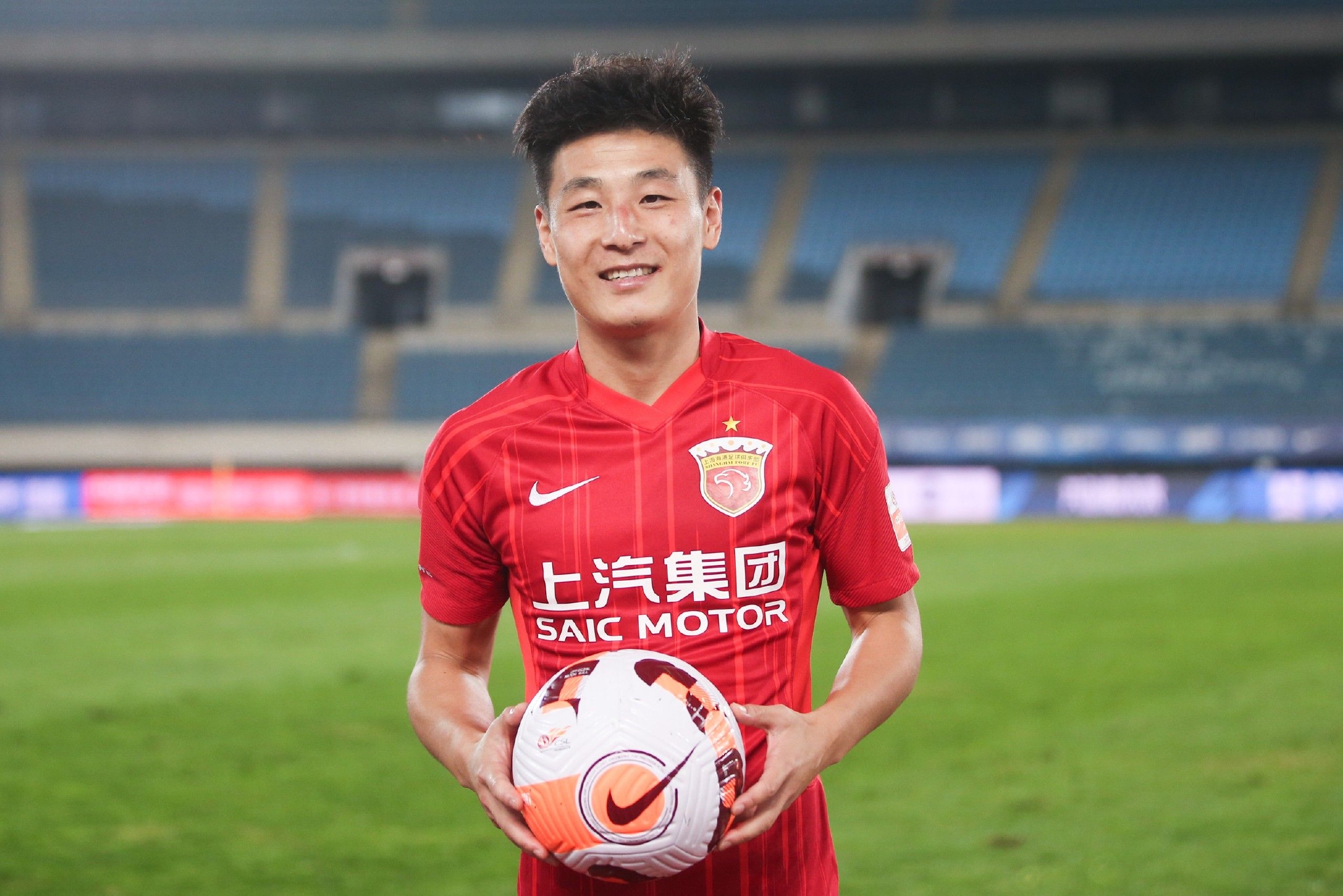 武汉三镇国足球员冬季转会情况分析